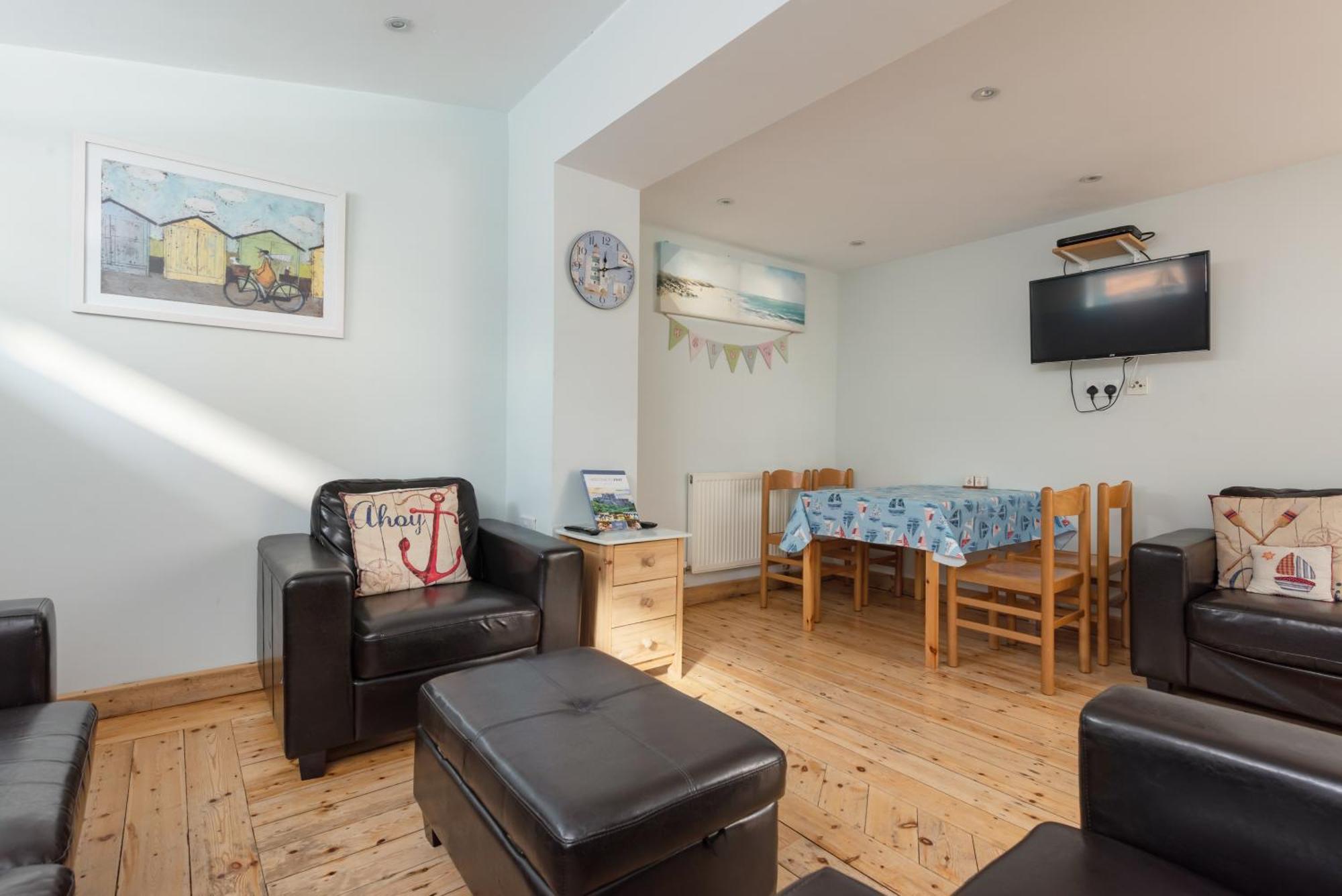The Old Coach House, Holiday home *